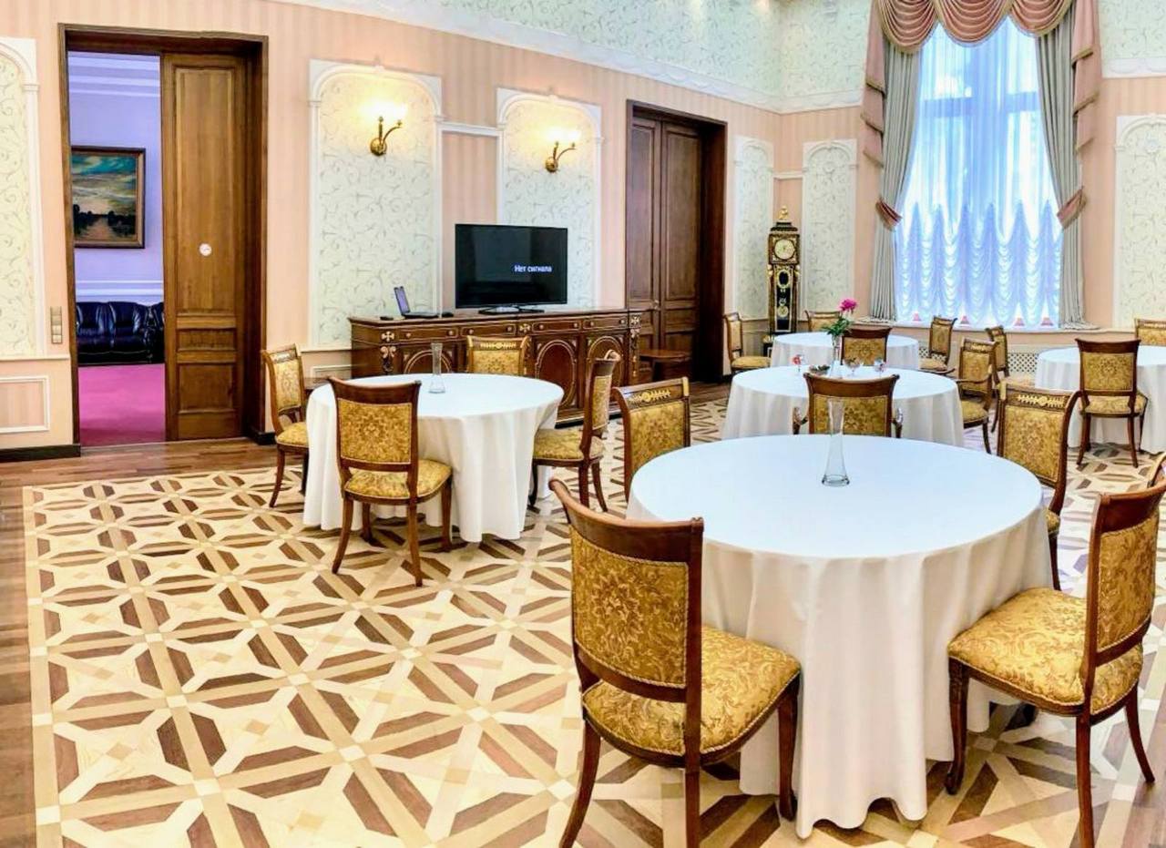 Обновленный зал в Dipservice Hall